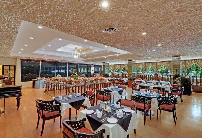 Fotos del hotel Ambassador Pallava:  5