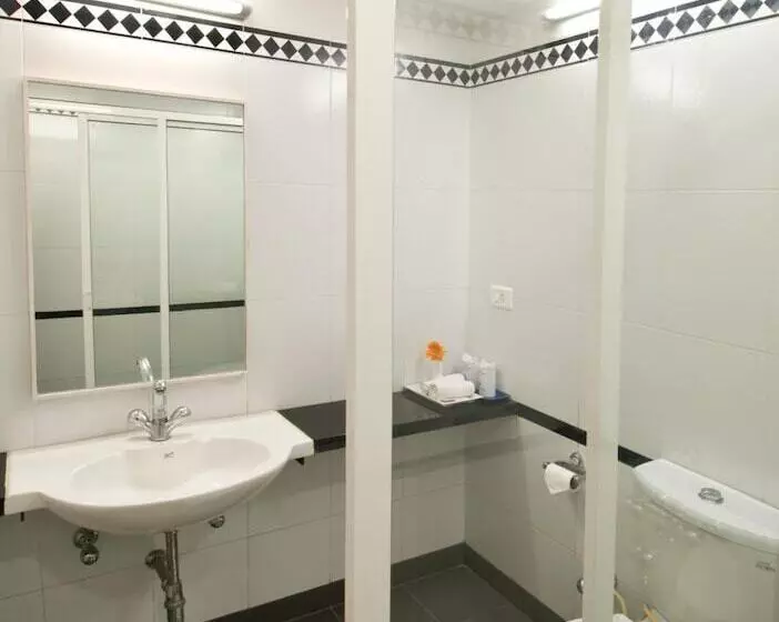 Fotos del hotel Grand Hotel Agra:  6