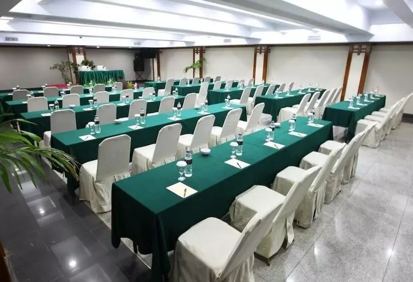 Fotos del hotel Makassar Golden:  9