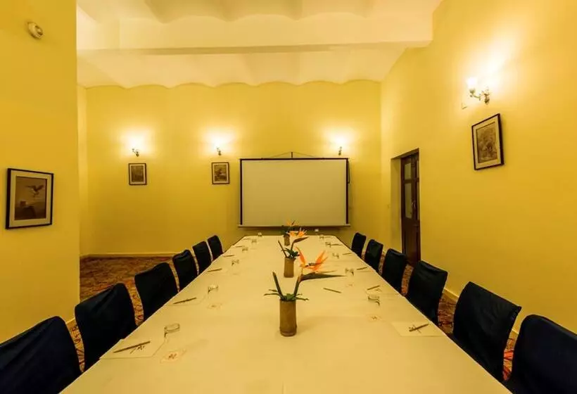 Fotos del hotel Royal Orchid Metropole Mysore:  13