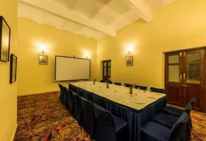 Fotos del hotel Royal Orchid Metropole Mysore:  10