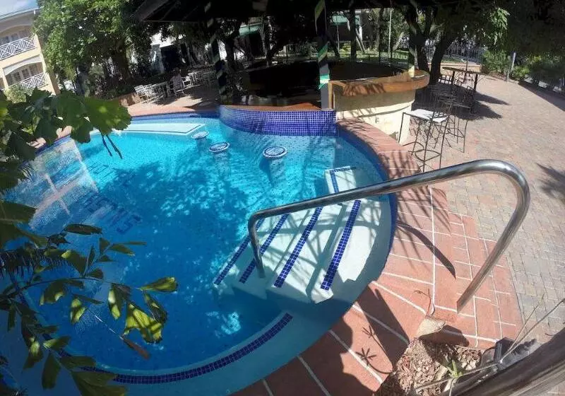 Fotos del hotel Four Seasons:  2