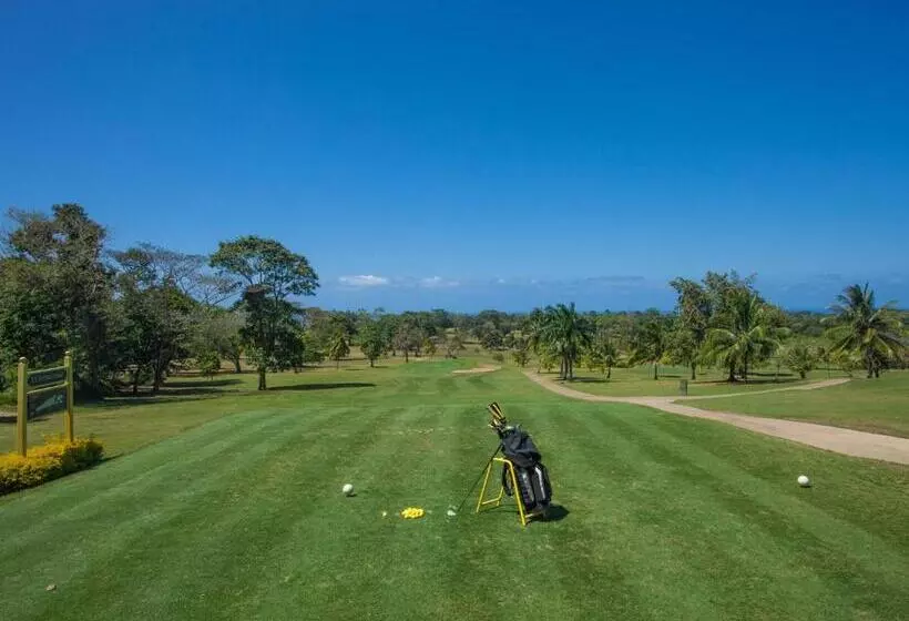 Fotos del hotel Sandals Royal Plantation  All Inclusive Couples Only:  25