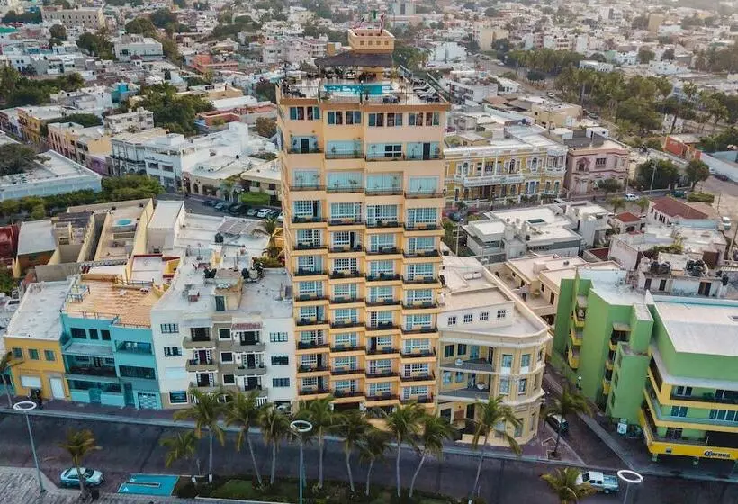 Fotos del hotel Best Western  Posada Freeman Centro Historico:  11