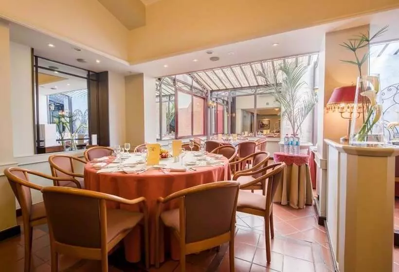 Fotos del hotel Hôtel Colbert - Spa & Casino:  16