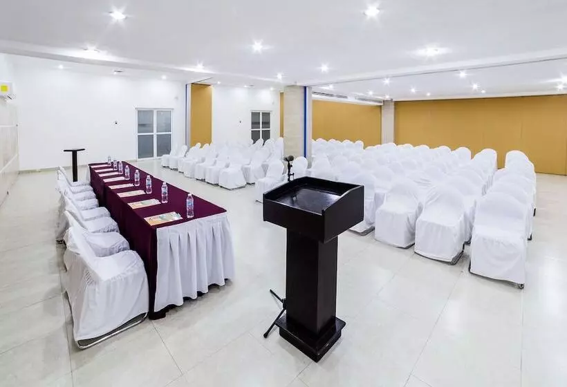 Fotos del hotel Maria Del Carmen:  8