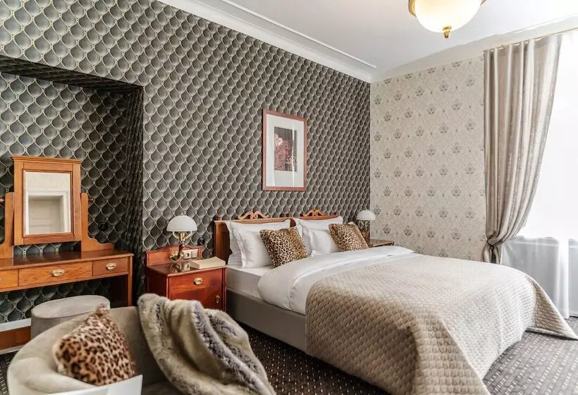 Fotos del hotel Francuski:  2