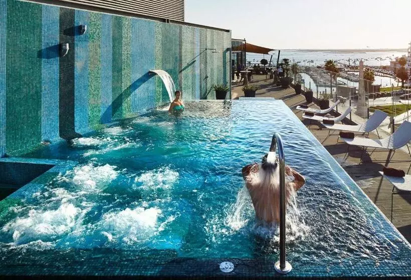 Fotos del hotel Faro & Beach Club:  11