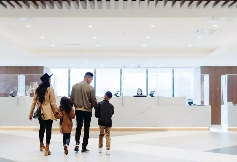 New York Marriott Marquis