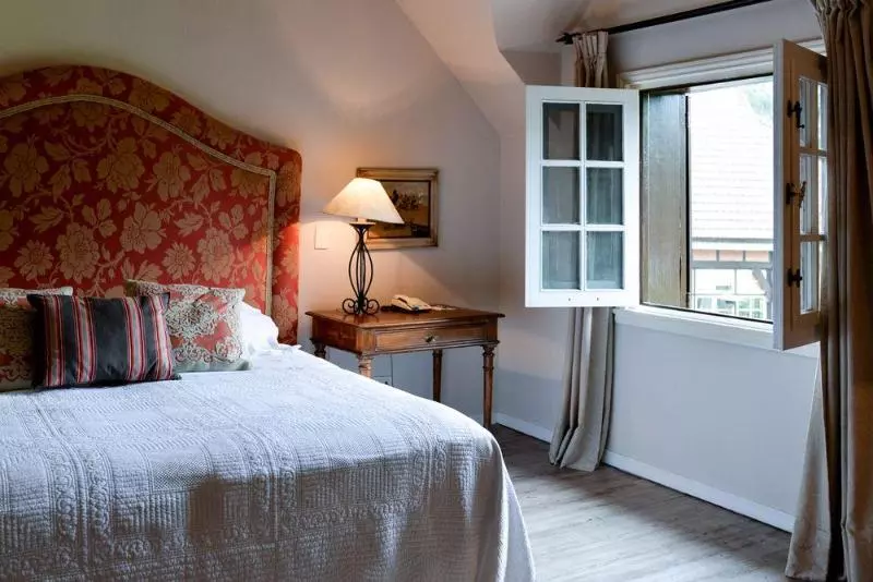 Fotos del hotel L Auberge:  8