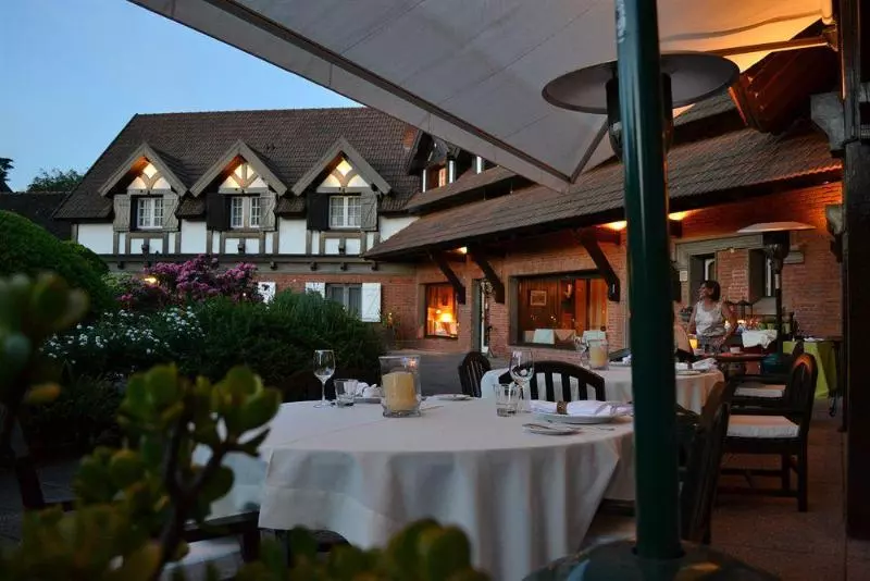 Fotos del hotel L Auberge:  12