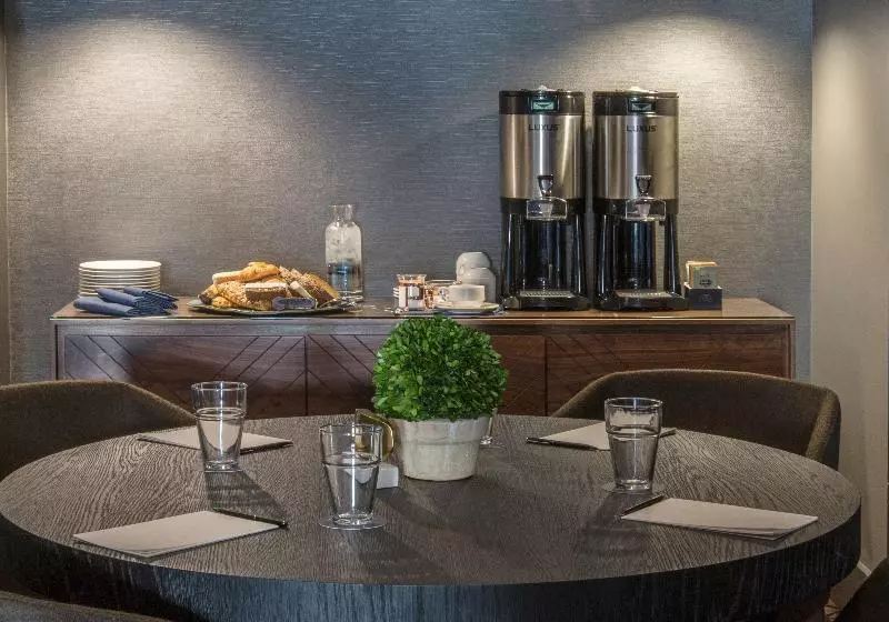 Fotos del hotel Theodore:  23