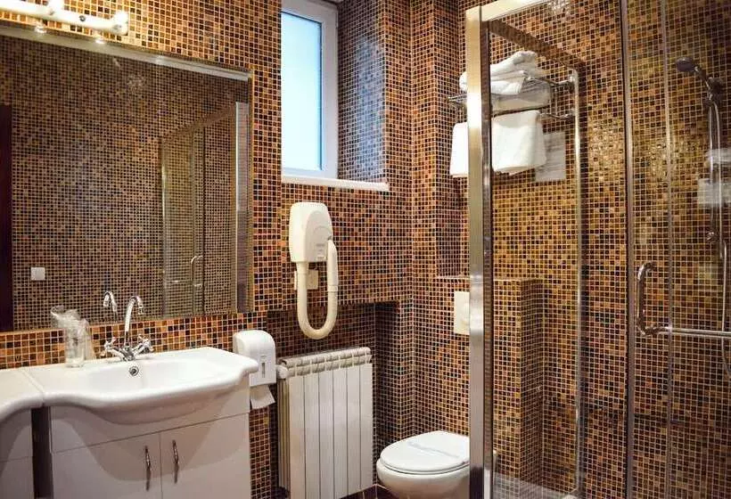 Fotos del hotel Queen's Astoria Design:  4