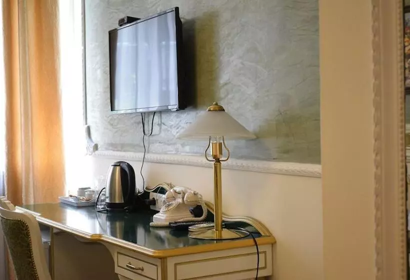 Fotos del hotel Queen's Astoria Design:  25