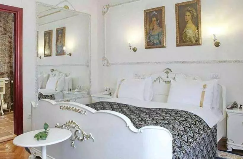 Fotos del hotel Queen's Astoria Design:  14