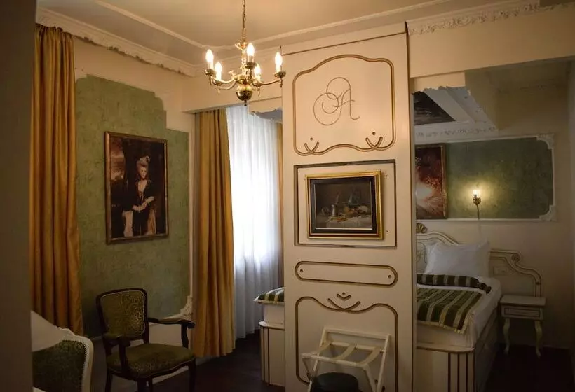 Fotos del hotel Queen's Astoria Design:  16