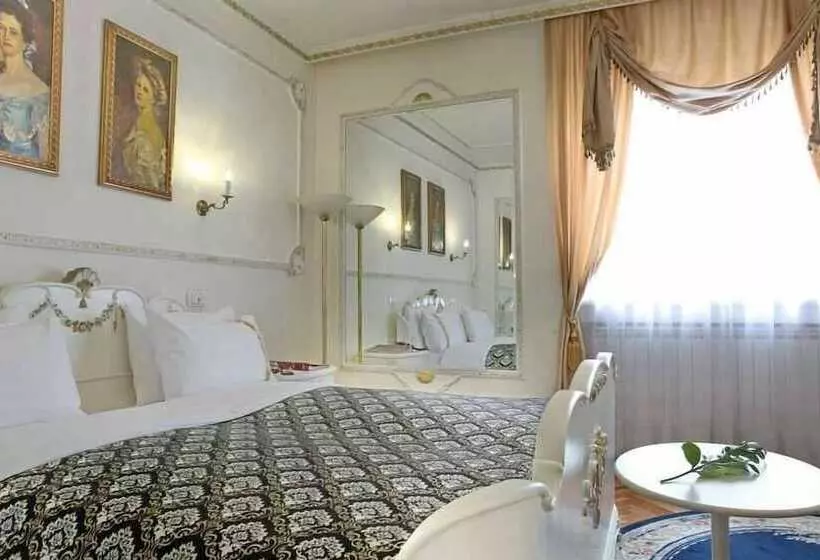 Fotos del hotel Queen's Astoria Design:  17