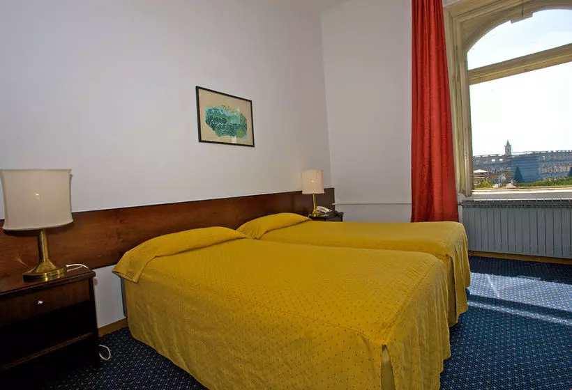 Fotos del hotel Riviera:  2