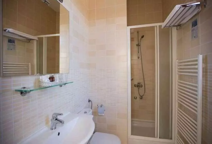 Fotos del hotel Zagreb:  5