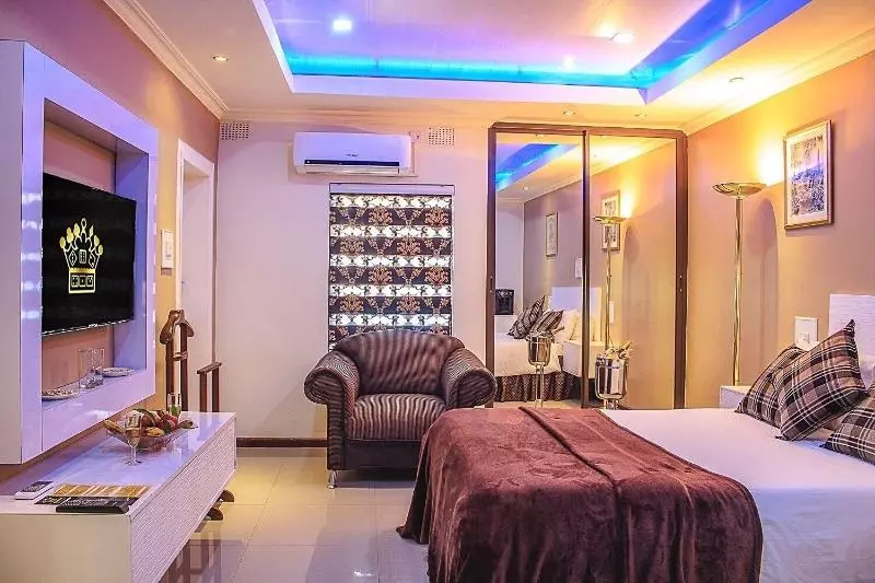 Fotos del hotel New Fairmount Hotel And Casino:  6