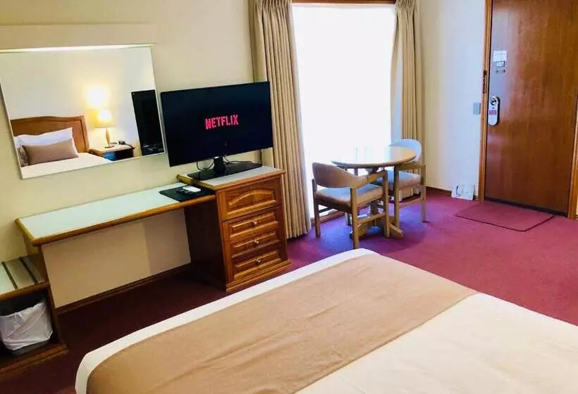 Victoriana Motor Inn