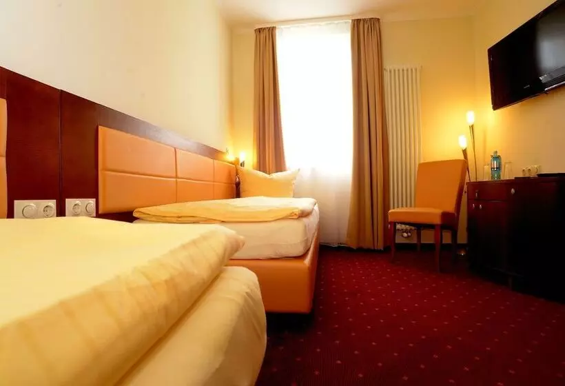 Fotos del hotel Arena City:  2