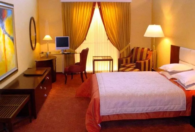 Fotos del hotel Arena City:  6