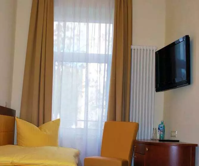 Fotos del hotel Arena City:  25