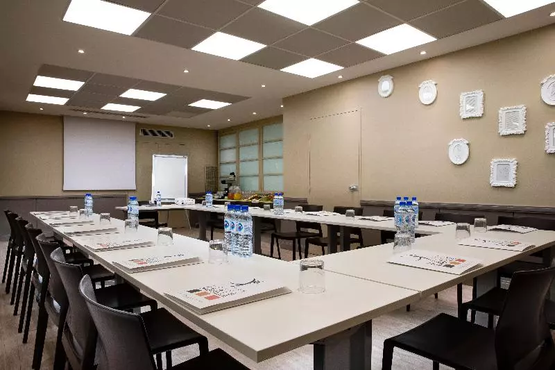 Fotos del hotel Paris Bastille:  5