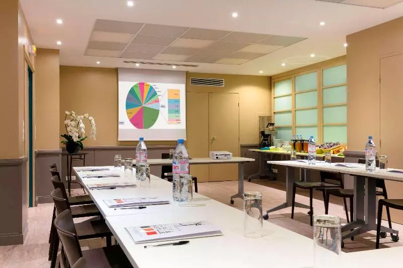 Fotos del hotel Paris Bastille:  15