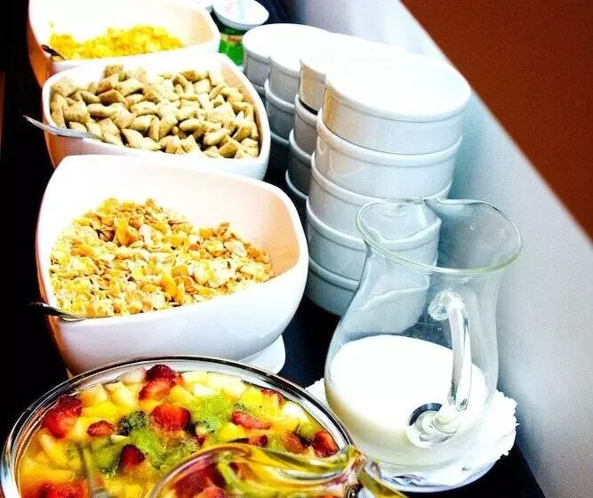 Fotos del hotel Ulises Recoleta Suites:  3