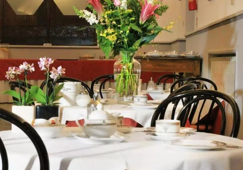 Fotos del hotel Villa Delle Rose:  4