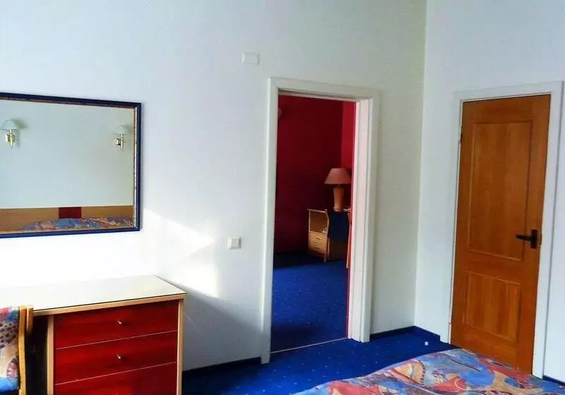 Fotos del hotel Karolina Park:  19