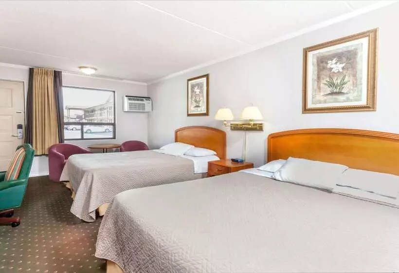 Fotos del hotel Howard Johnson By Wyndham Niagara Falls:  9