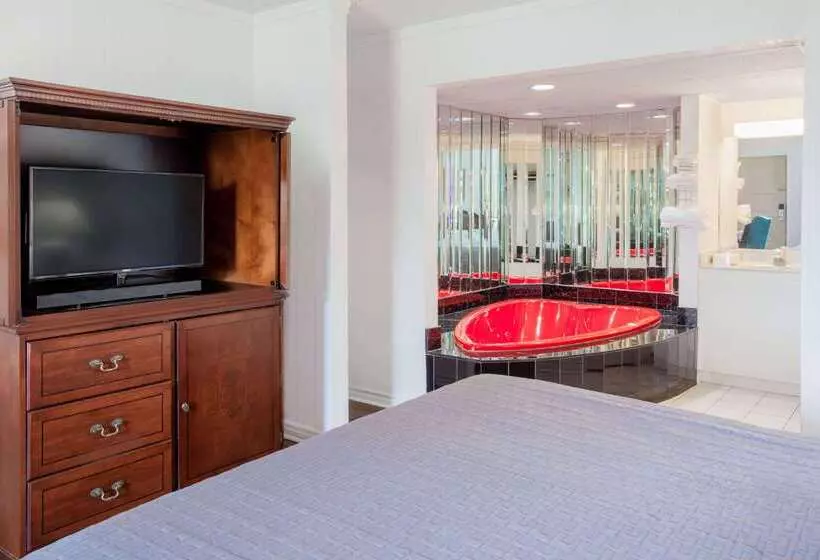 Fotos del hotel Howard Johnson By Wyndham Niagara Falls:  25