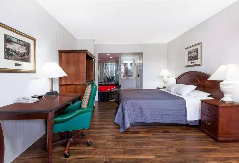 Fotos del hotel Howard Johnson By Wyndham Niagara Falls:  22