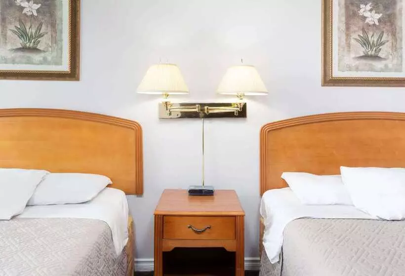 Fotos del hotel Howard Johnson By Wyndham Niagara Falls:  23