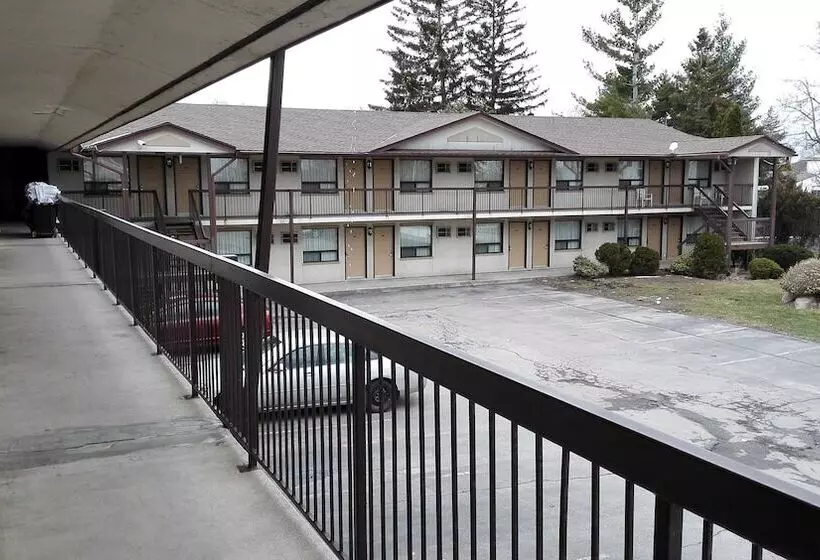 Fotos del hotel Howard Johnson By Wyndham Niagara Falls:  21