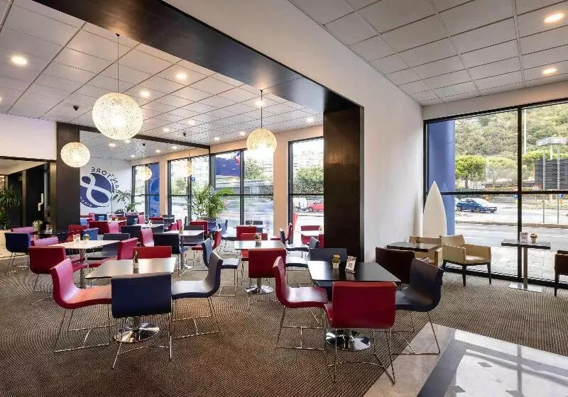 Fotos del hotel Novotel Genova City:  3