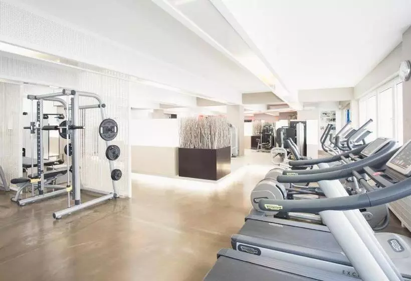 Fotos del hotel Holiday Inn Düsseldorf  Hafen:  4