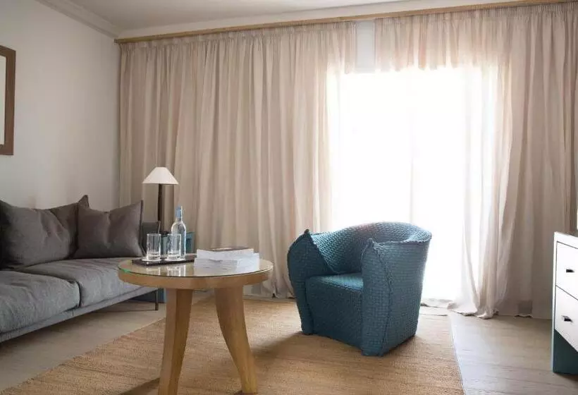 Fotos del hotel La Villa Calvi:  25