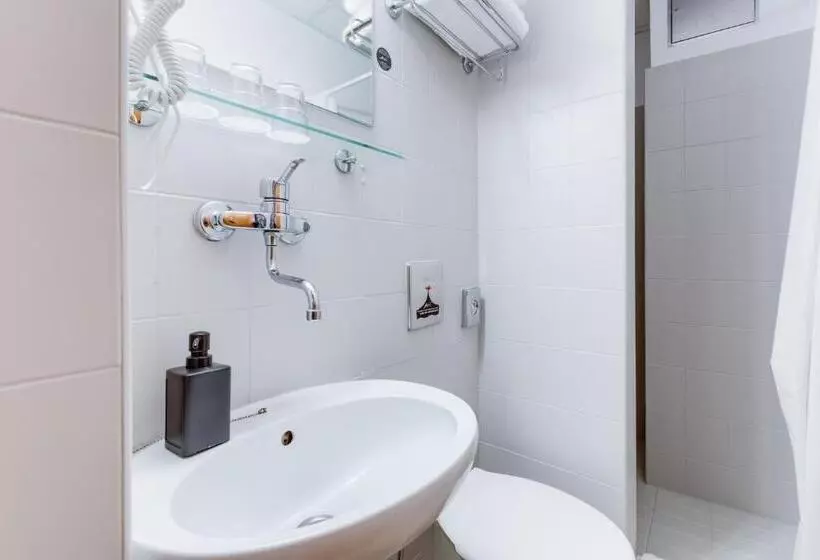 Fotos del hotel Andante:  5