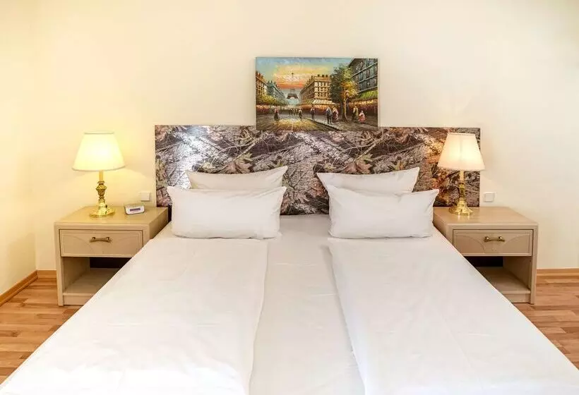 Fotos del hotel Am Schloß Köpenick By Golden Tulip:  9