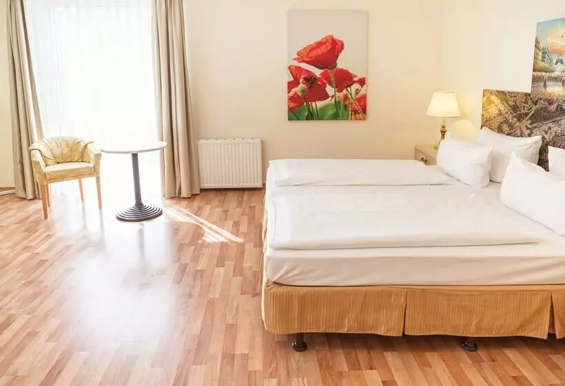 Fotos del hotel Am Schloß Köpenick By Golden Tulip:  18