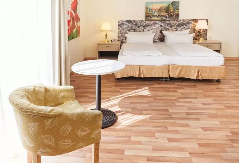 Fotos del hotel Am Schloß Köpenick By Golden Tulip:  25