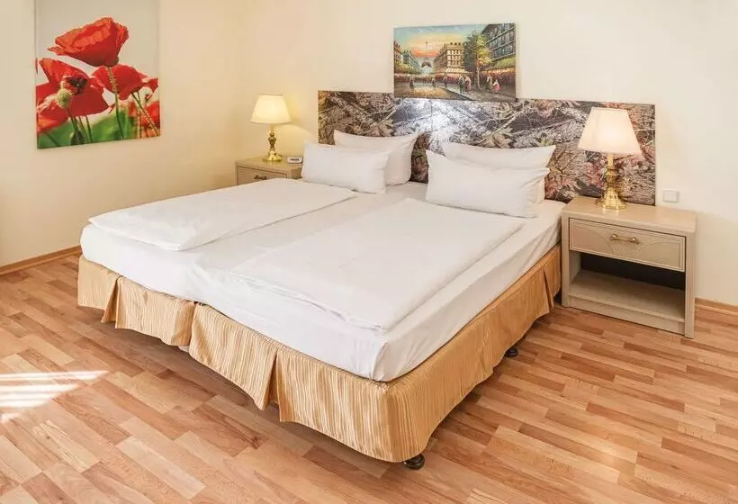 Fotos del hotel Am Schloß Köpenick By Golden Tulip:  12