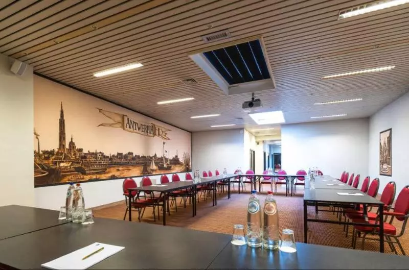 Fotos del hotel Opera Antwerpen Centrum:  5