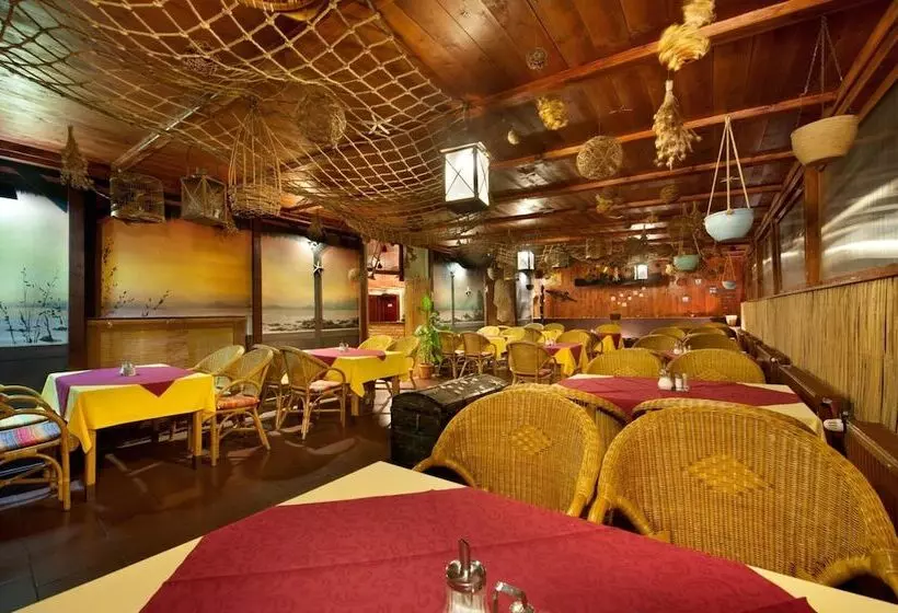 Fotos del hotel Henrietta:  6