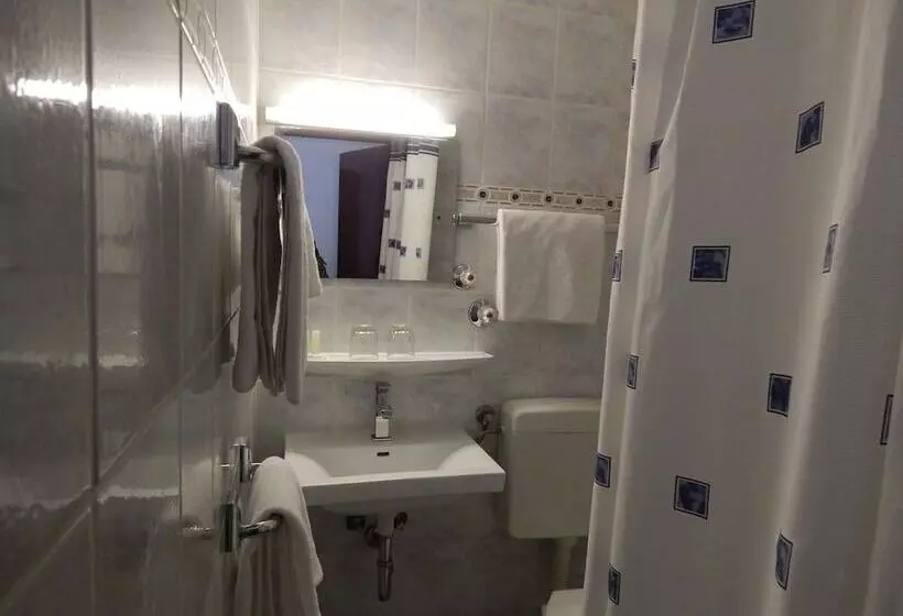 Fotos del hotel Montree:  13