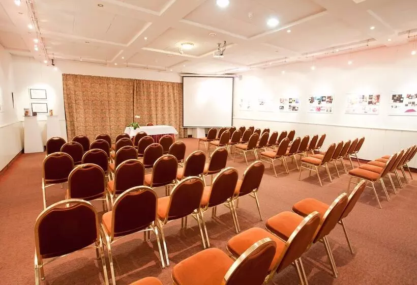 Fotos del hotel Pannonia:  10